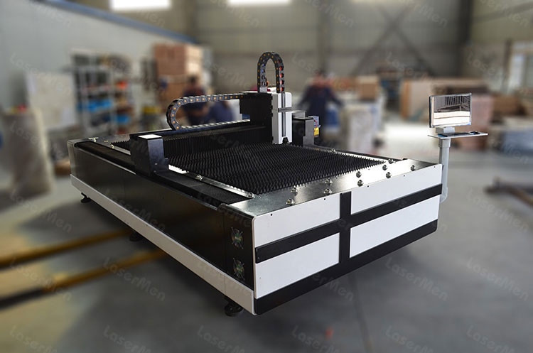 machine view of fiber laser cutting machine