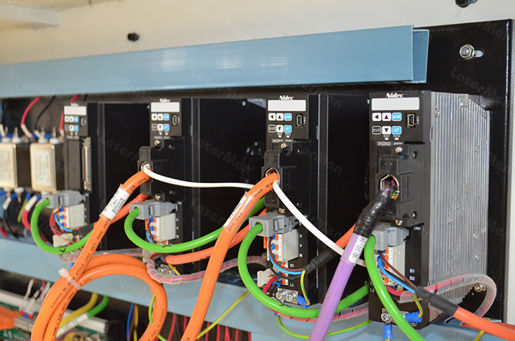 Servo motors and drivers