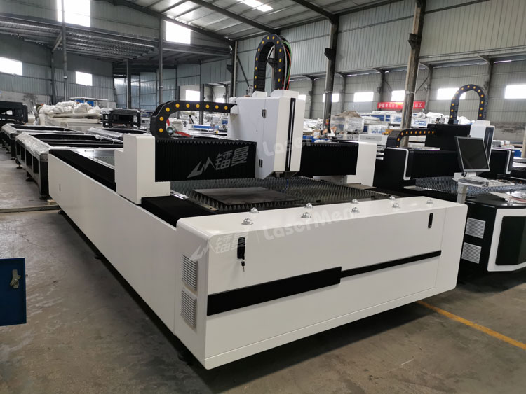 LM-1530SF metal sheet fiber laser cutting machine